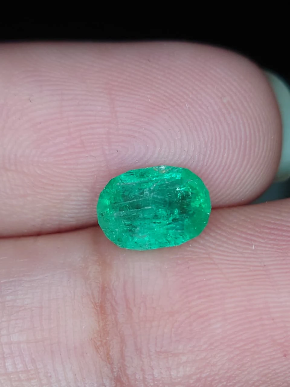 1ct Oval Faceted Natural Pamjshir Emerald from Afghanistan — view 3